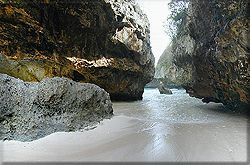 SURFING IN BALI